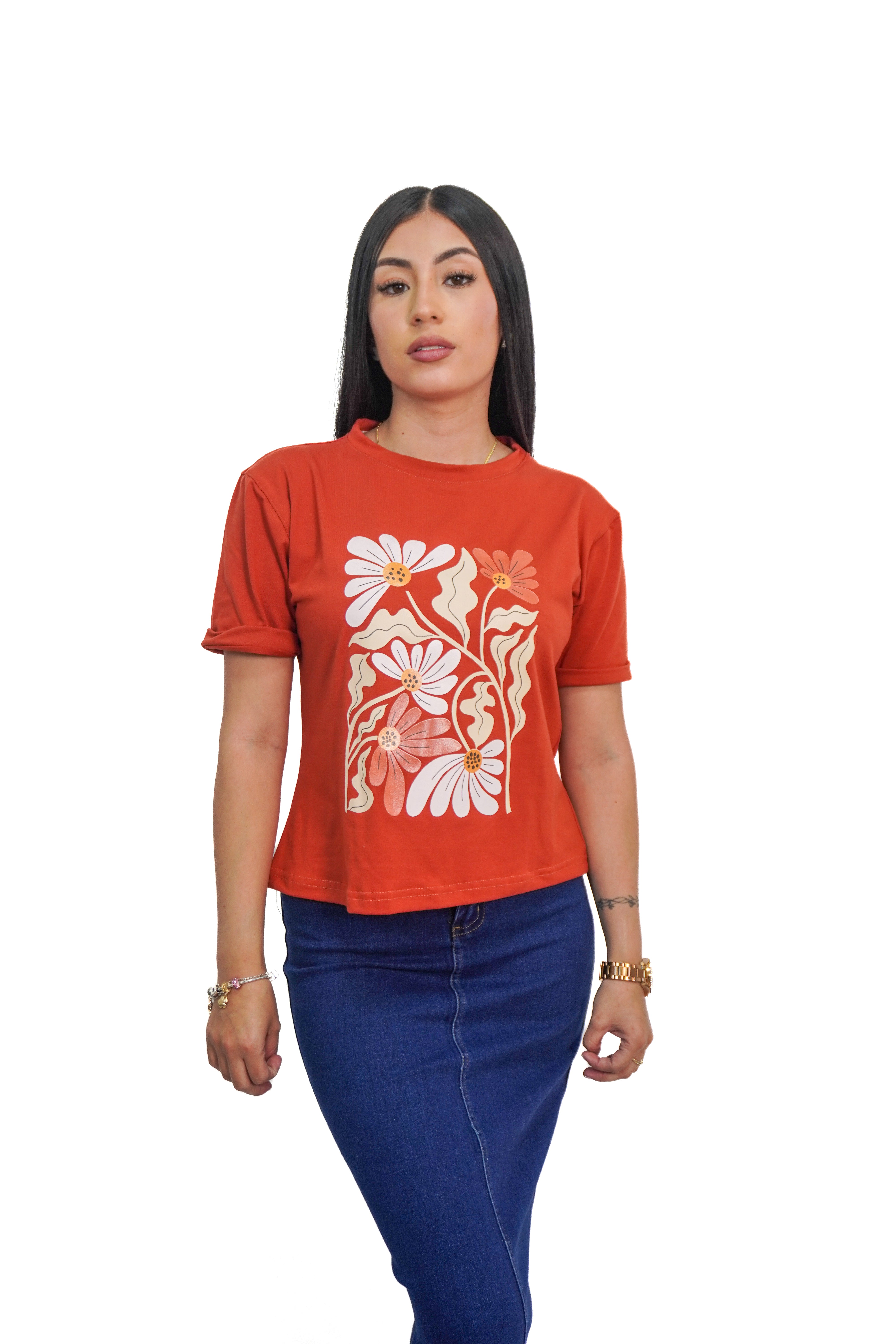 Camiseta estampado cuadro de flores manga corta
